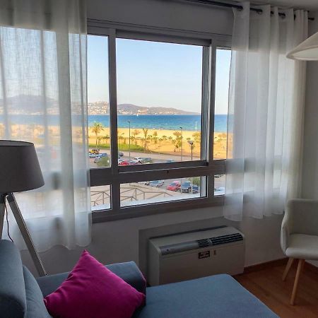 Apartamento En Primera Linea De Mar Apartment Empuriabrava Luaran gambar